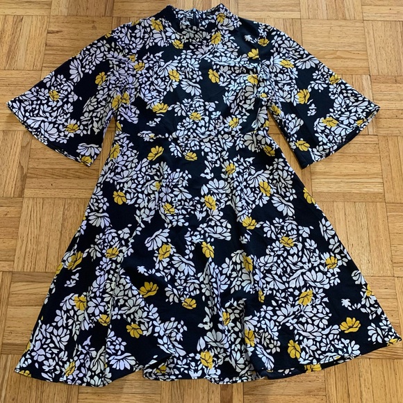 Zara Floral Mini Dress - Picture 3 of 5